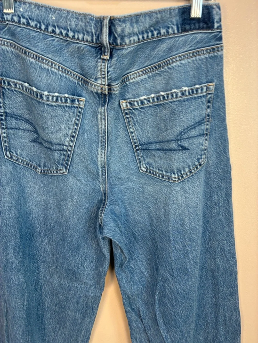 American Eagle Super High Rise Baggy Wide Leg Jeans - Picture 9 of 13